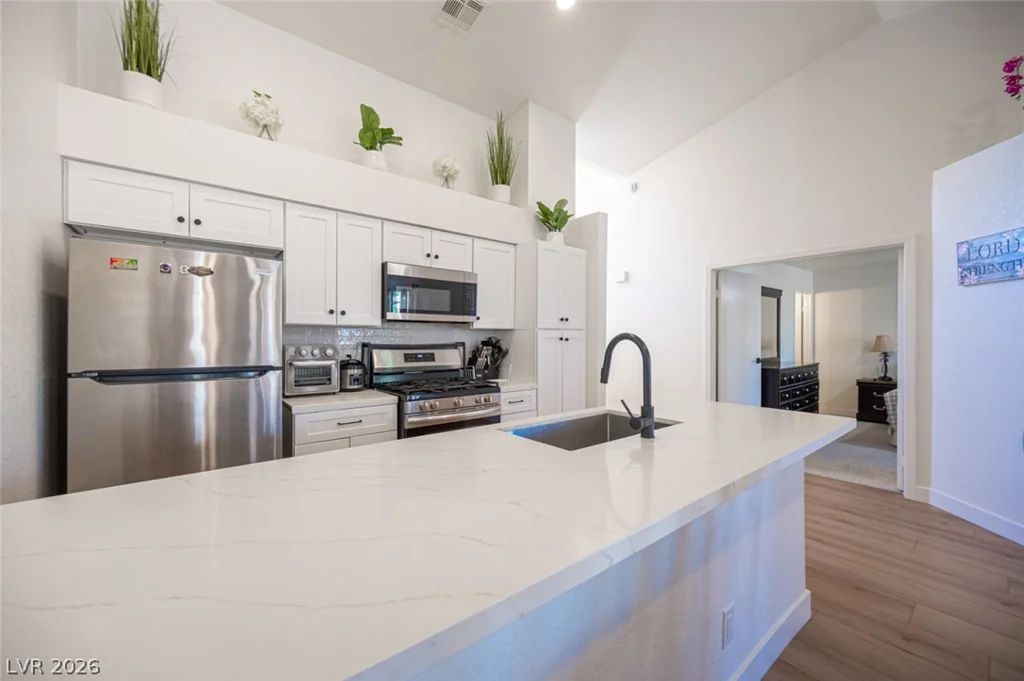 5732 Colwood, Las Vegas, NV 89130