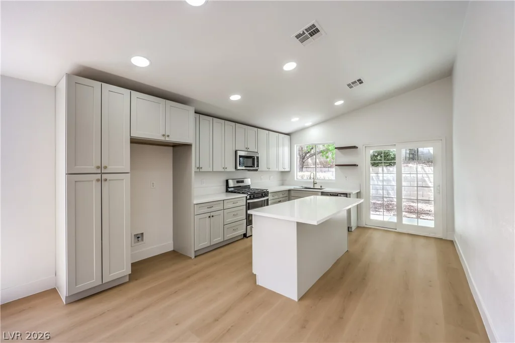 1841 Vista Pointe, Henderson, NV 89012