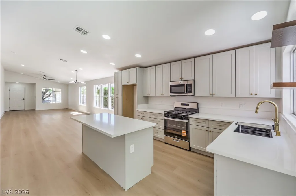 1841 Vista Pointe, Henderson, NV 89012