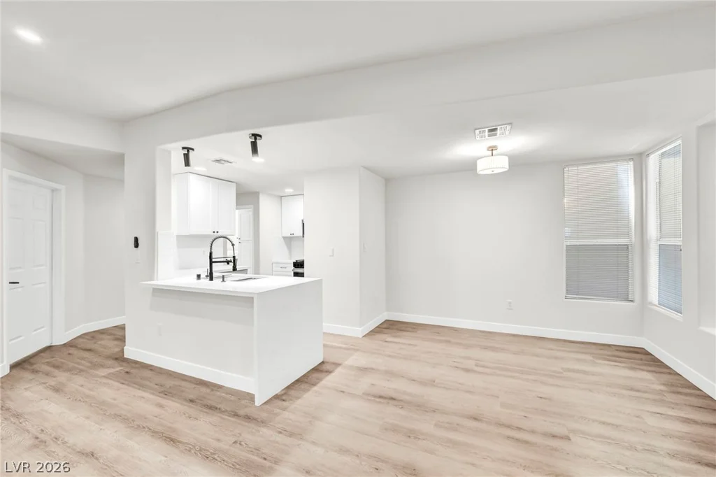 1708 Sky Of Red, Las Vegas, NV 89128