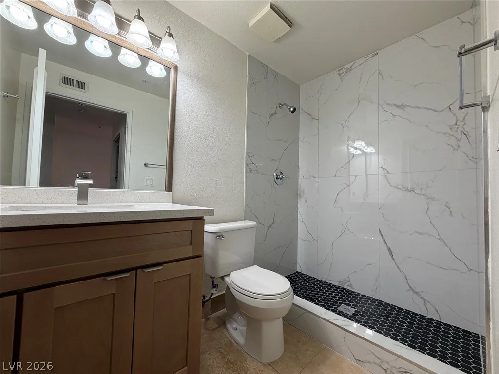 210 Flamingo, Las Vegas, NV 89169