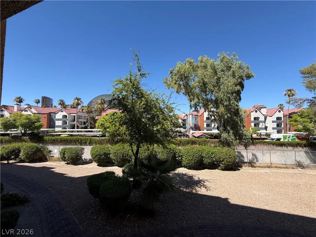 210 Flamingo, Las Vegas, NV 89169