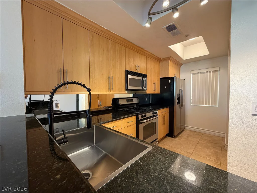 210 Flamingo, Las Vegas, NV 89169