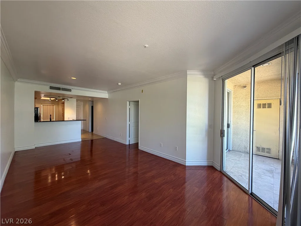 210 Flamingo, Las Vegas, NV 89169