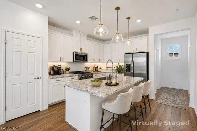 161 Petaluma Valley, Las Vegas, NV 89138