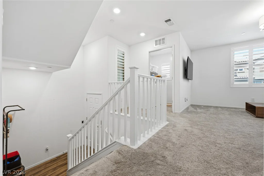161 Petaluma Valley, Las Vegas, NV 89138