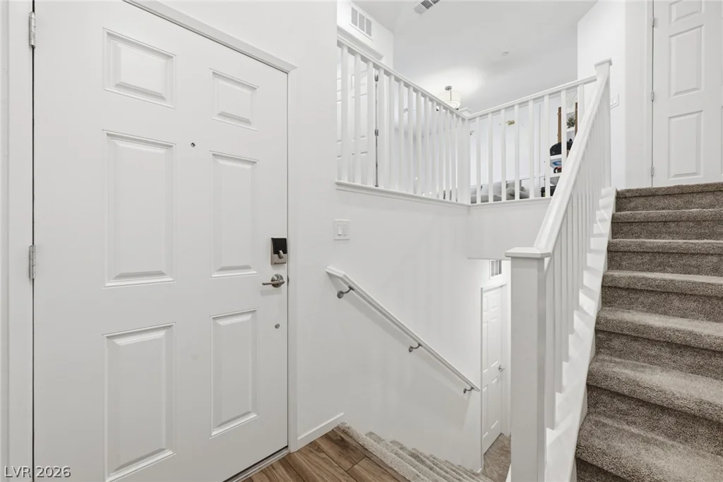 161 Petaluma Valley, Las Vegas, NV 89138