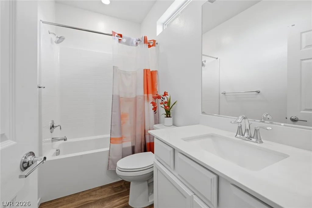 161 Petaluma Valley, Las Vegas, NV 89138