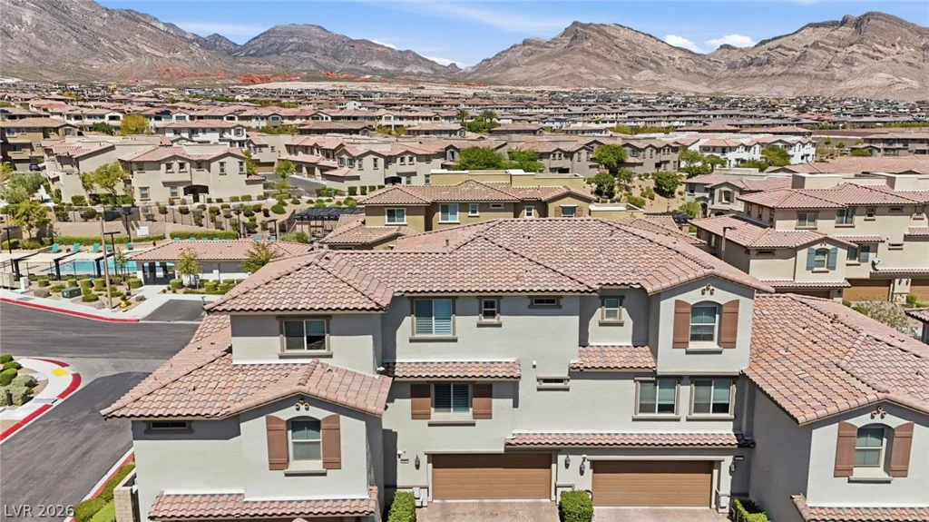 161 Petaluma Valley, Las Vegas, NV 89138