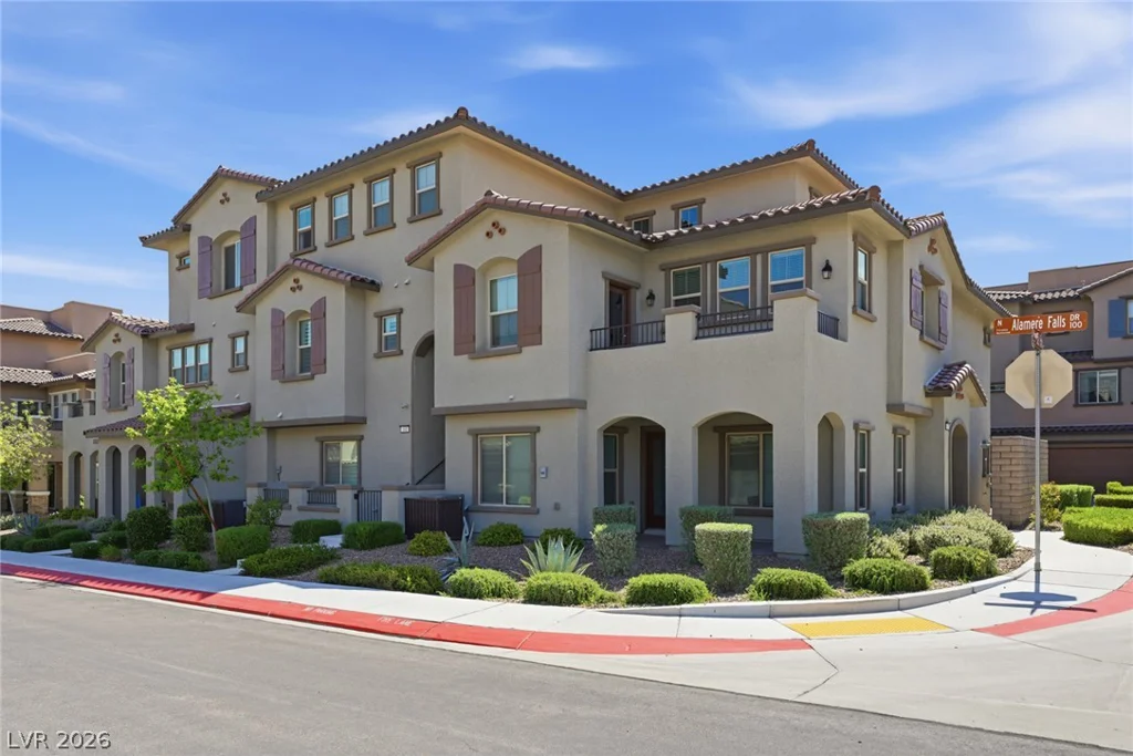 161 Petaluma Valley, Las Vegas, NV 89138