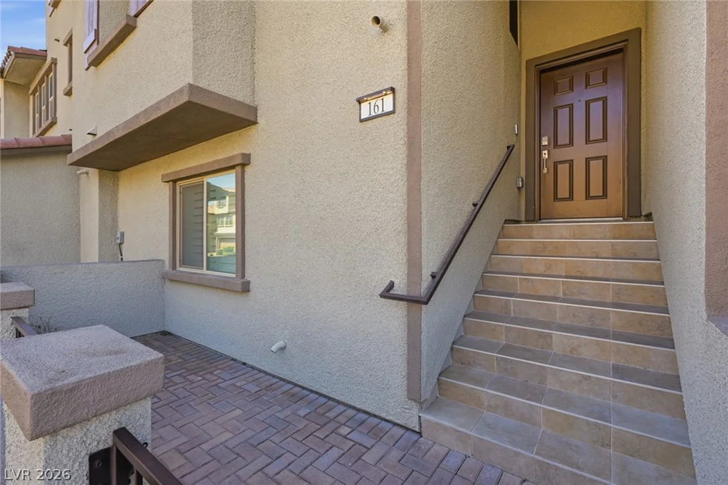 161 Petaluma Valley, Las Vegas, NV 89138