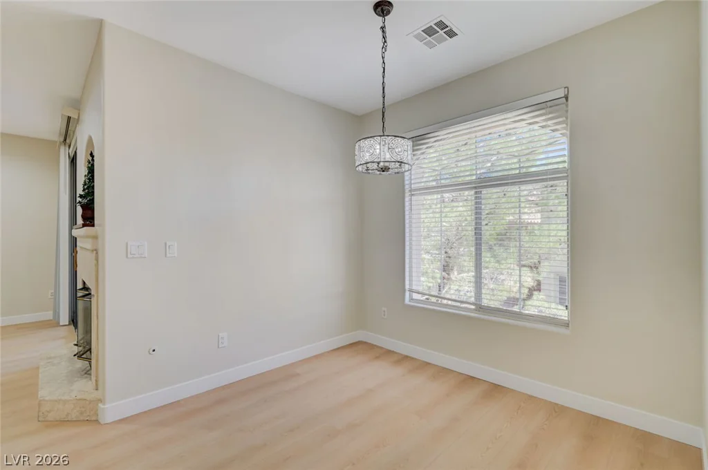 3555 Meridale, Las Vegas, NV 89147