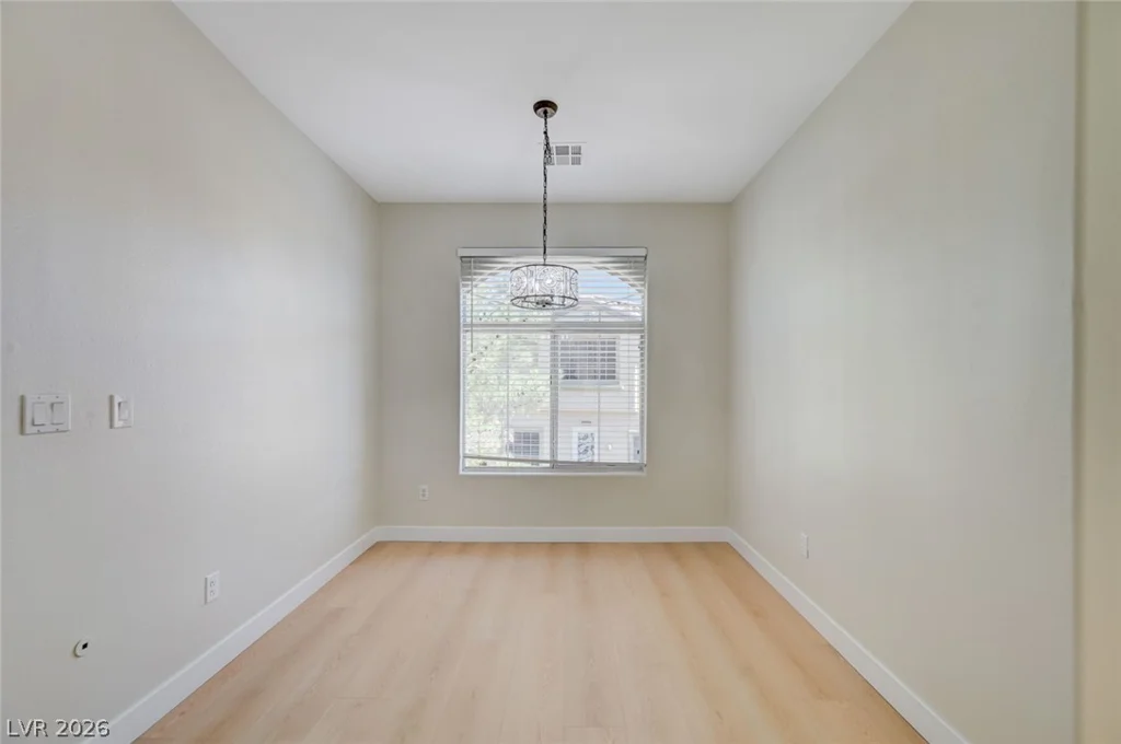 3555 Meridale, Las Vegas, NV 89147