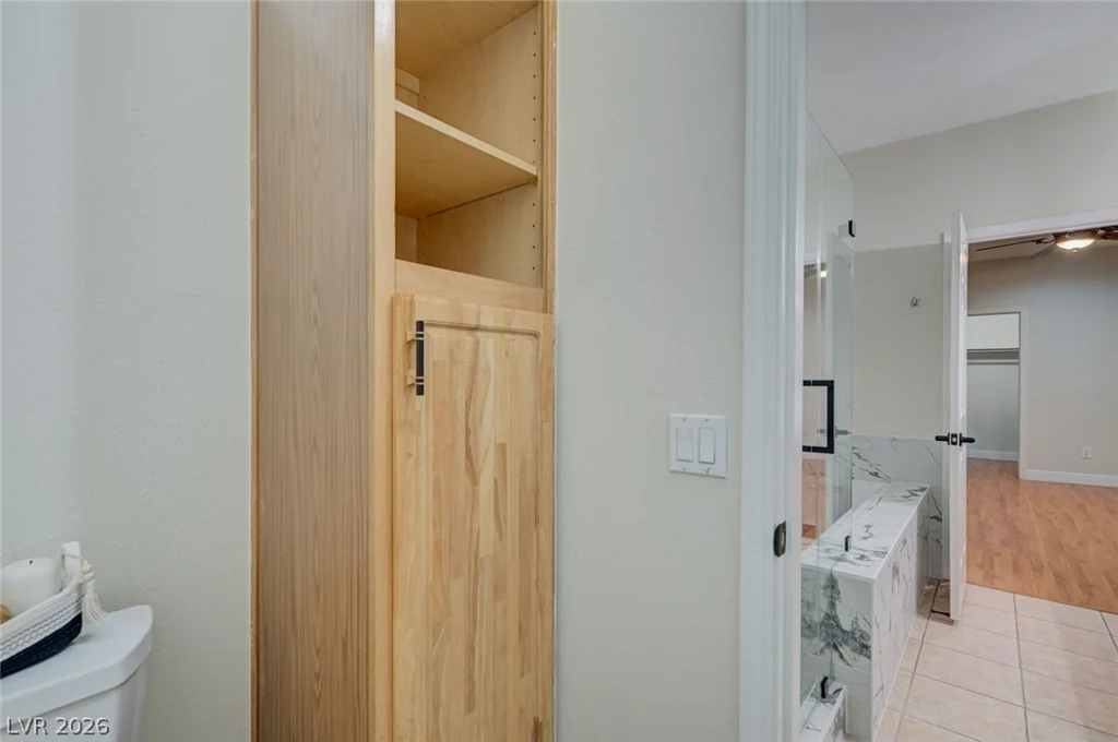 3555 Meridale, Las Vegas, NV 89147