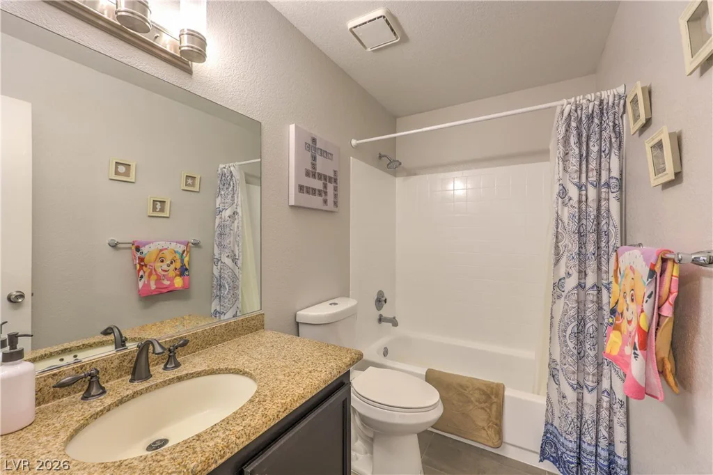 925 Rockview, Las Vegas, NV 89128