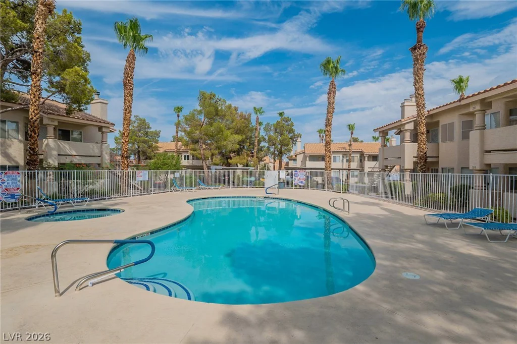 925 Rockview, Las Vegas, NV 89128