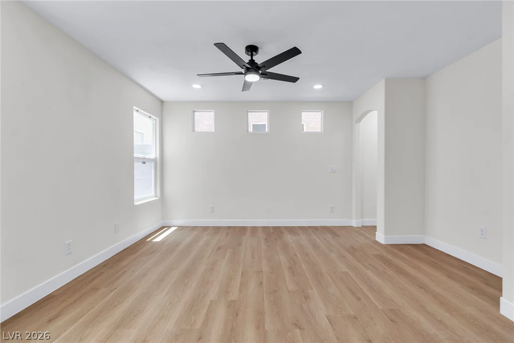 10387 Baby Bud, Las Vegas, NV 89183