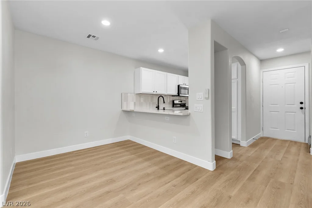 10387 Baby Bud, Las Vegas, NV 89183