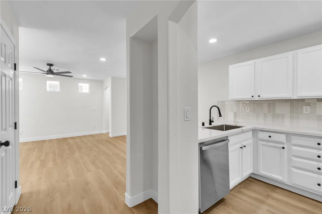 10387 Baby Bud, Las Vegas, NV 89183