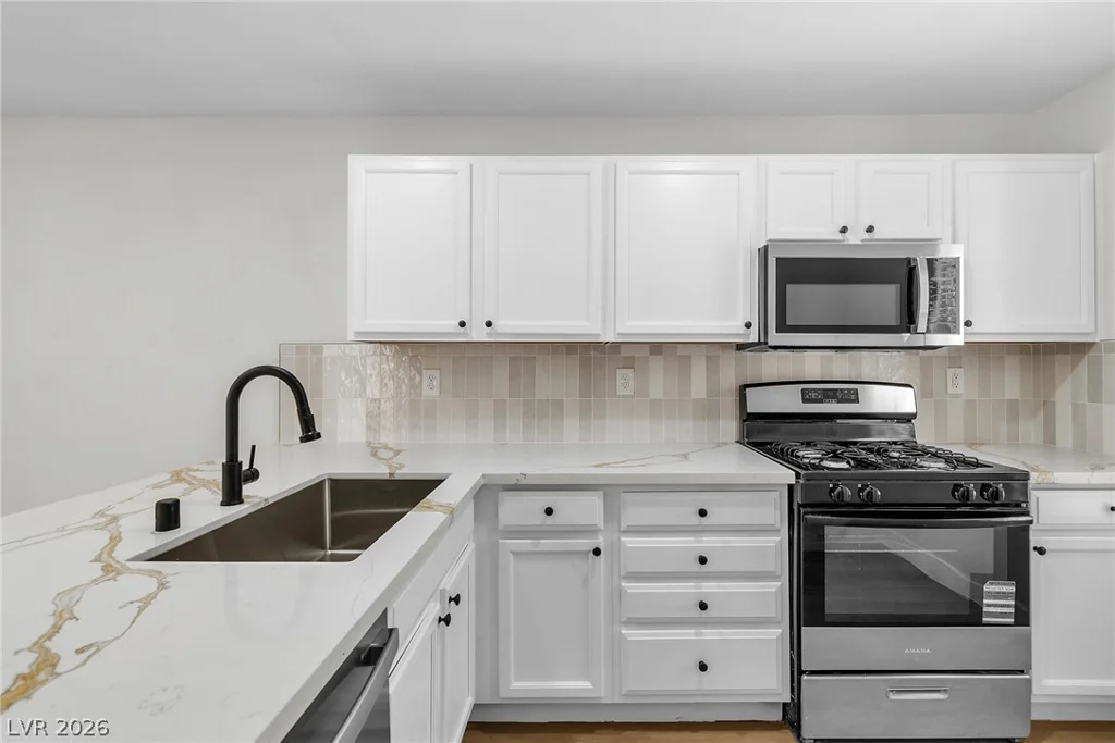 10387 Baby Bud, Las Vegas, NV 89183