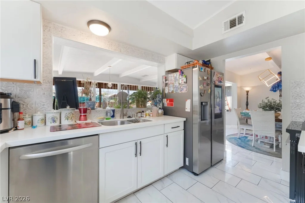 2037 Houston, Las Vegas, NV 89104