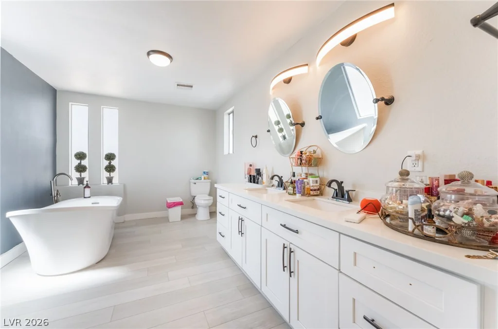 2037 Houston, Las Vegas, NV 89104