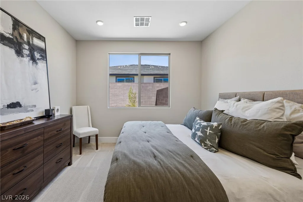 10050 Amber Rose, Las Vegas, NV 89143