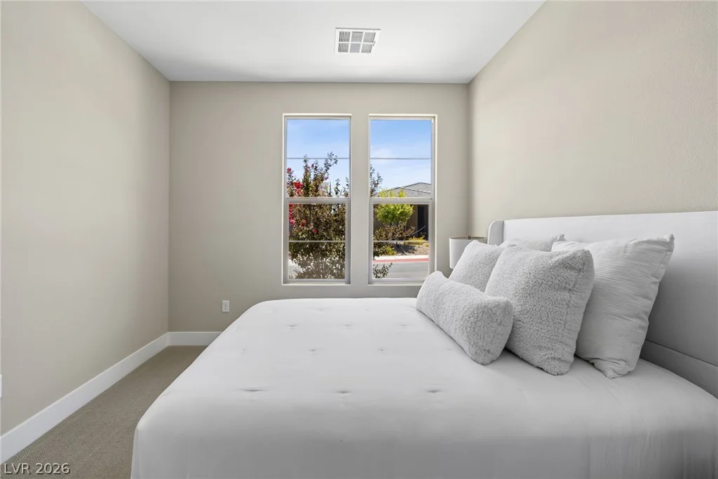 10050 Amber Rose, Las Vegas, NV 89143