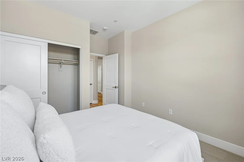 10050 Amber Rose, Las Vegas, NV 89143