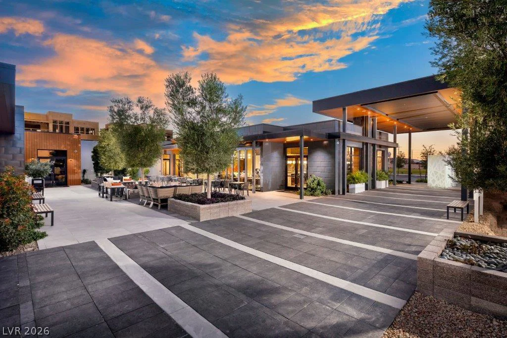 10050 Amber Rose, Las Vegas, NV 89143