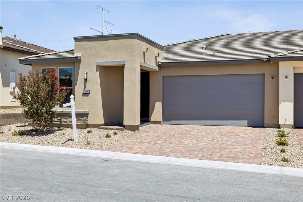 10050 Amber Rose, Las Vegas, NV 89143