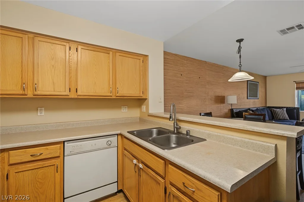 2140 Willowbury Drive, Las Vegas, NV 89108