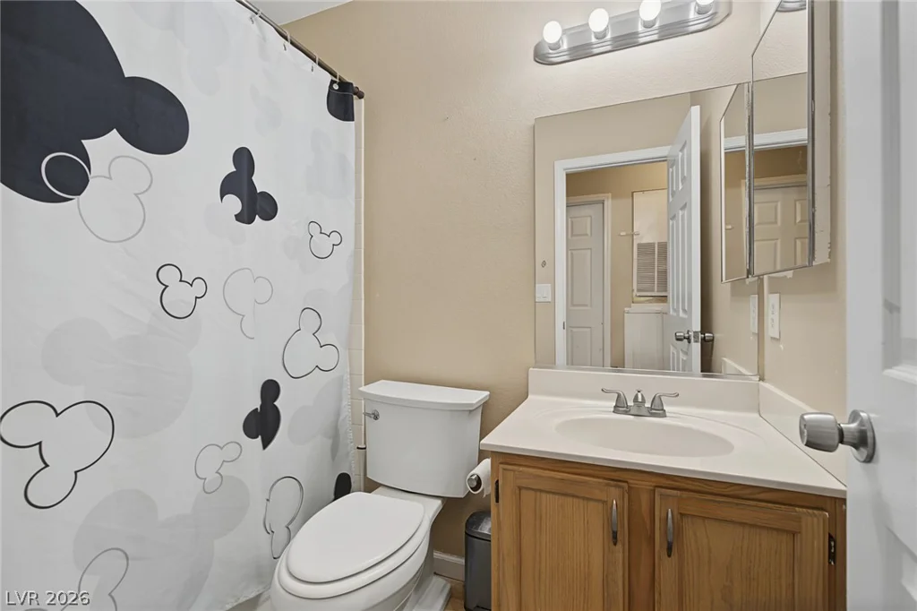 2140 Willowbury Drive, Las Vegas, NV 89108