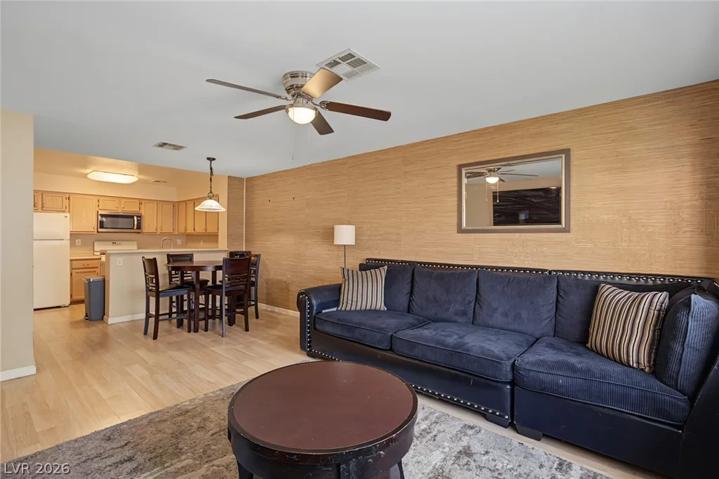 2140 Willowbury Drive, Las Vegas, NV 89108
