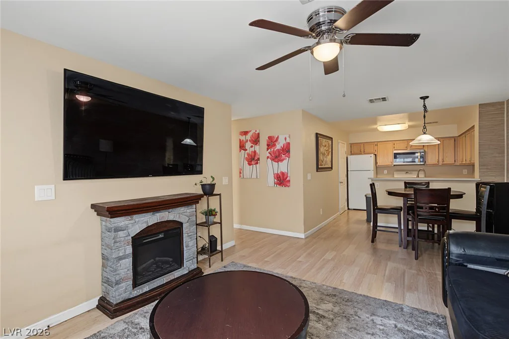 2140 Willowbury Drive, Las Vegas, NV 89108