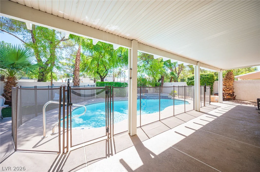 3116 Saint Tropez, Las Vegas, NV 89128