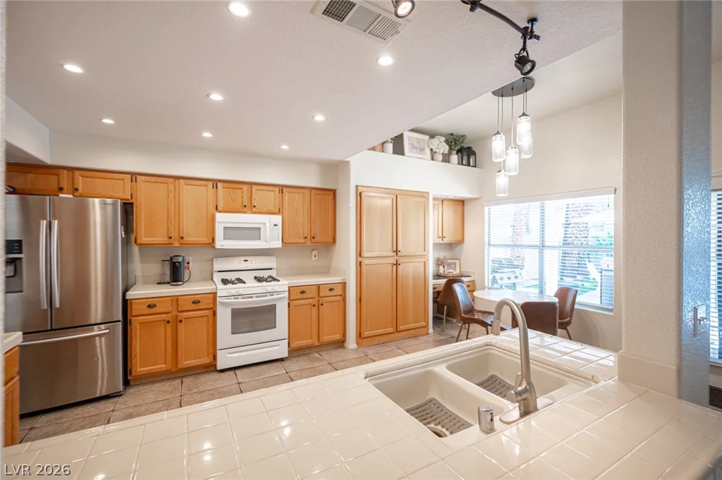 3116 Saint Tropez, Las Vegas, NV 89128