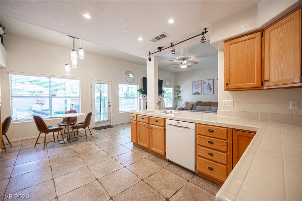 3116 Saint Tropez, Las Vegas, NV 89128