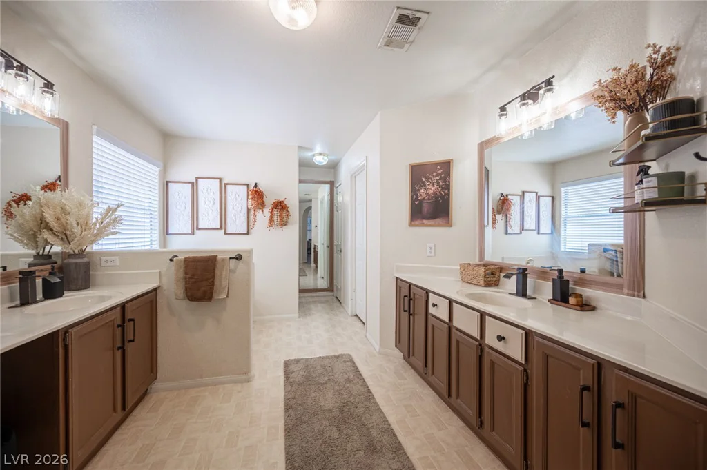 3116 Saint Tropez, Las Vegas, NV 89128