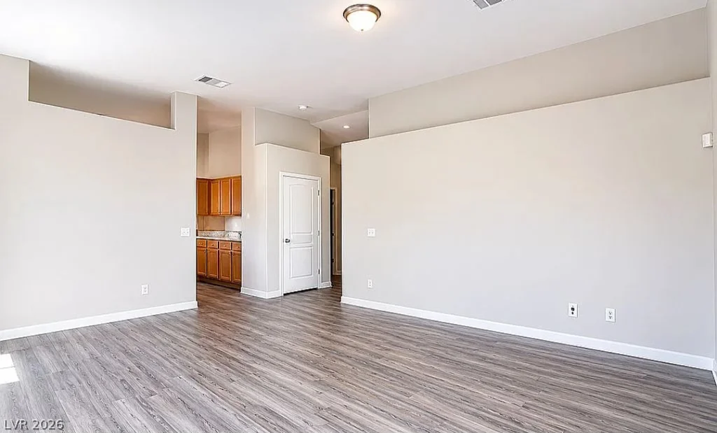2985 Mount Hope, Las Vegas, NV 89156