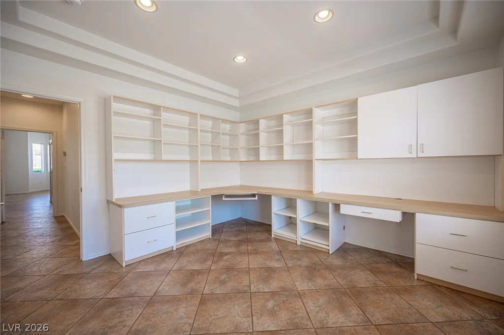 10820 Mission Lakes, Las Vegas, NV 89134