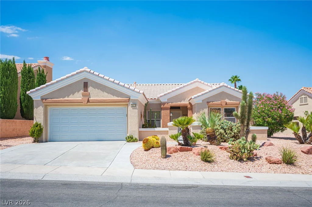 10820 Mission Lakes, Las Vegas, NV 89134