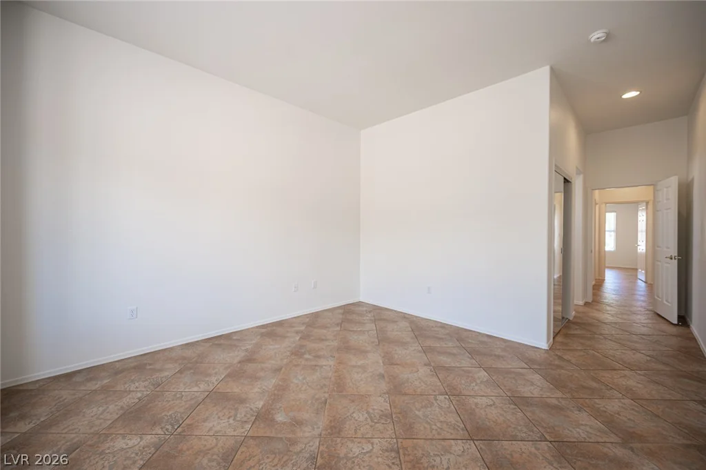 10820 Mission Lakes, Las Vegas, NV 89134