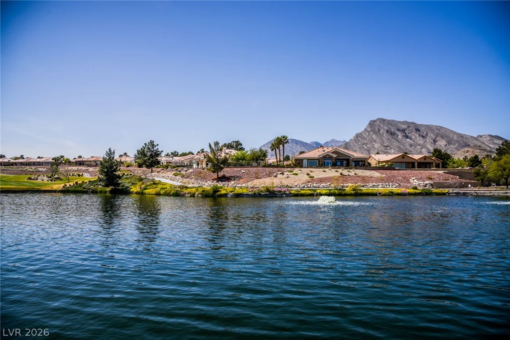 10820 Mission Lakes, Las Vegas, NV 89134