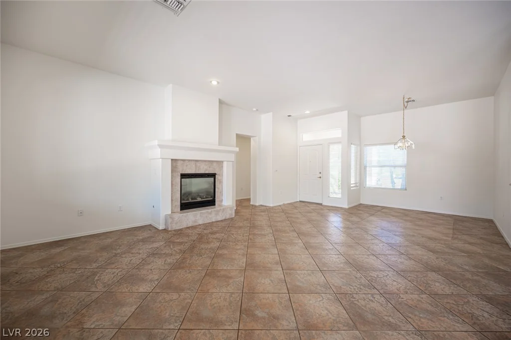 10820 Mission Lakes, Las Vegas, NV 89134