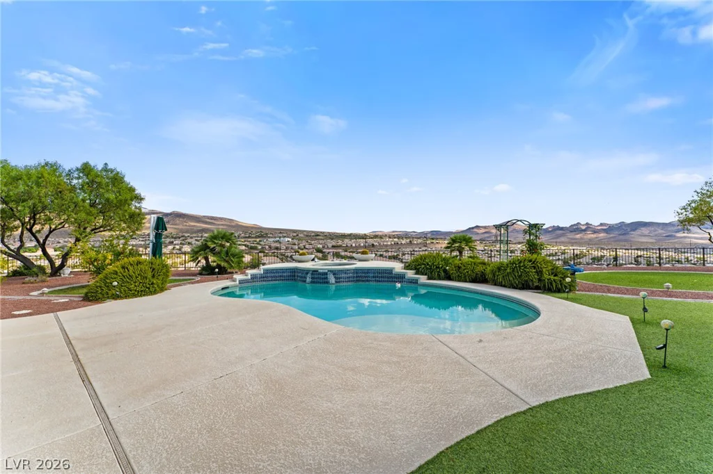 2393 Wood Village, Henderson, NV 89044