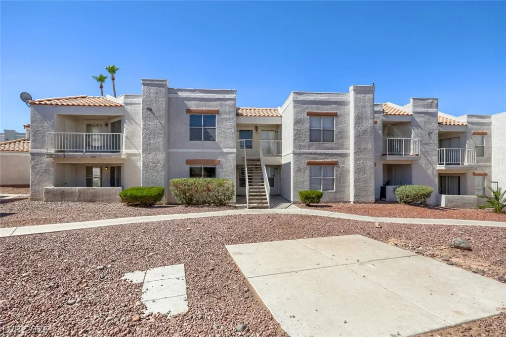 6800 Lake Mead, Las Vegas, NV 89156