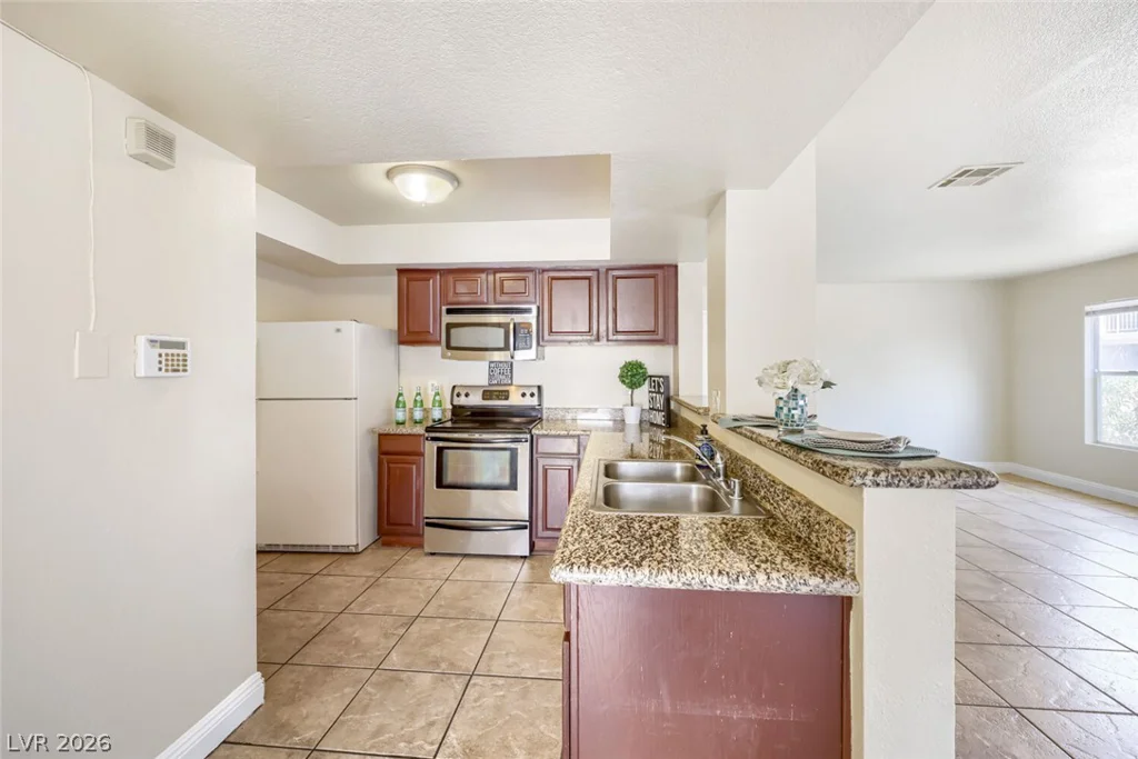 6800 Lake Mead, Las Vegas, NV 89156