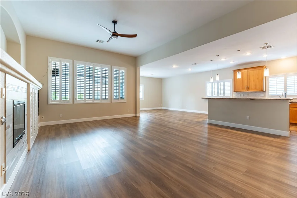 129 Torchwood, Las Vegas, NV 89144
