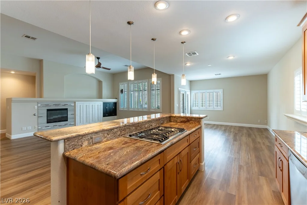 129 Torchwood, Las Vegas, NV 89144